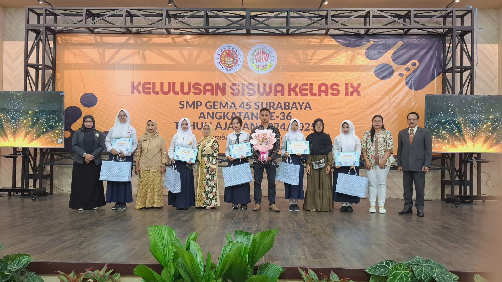 Peraih Nilai Akademik Sekolah Terbaik Kelas IX TA. 2024-2025